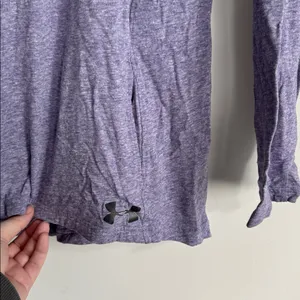 Under Armour Hoodie Size M thumbnail 2