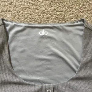 Crop Top thumbnail 4