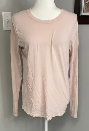 Lululemon Athletica Light Pink Long Sleeve Top size 12/14 lightweight tshirt thumbnail 1