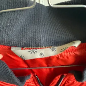 Athleta‎ Goose Down Red Jacket sz S outdoors hiking thumbnail 5