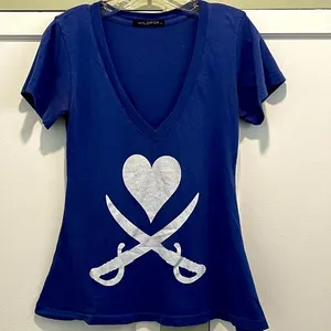 Wildfox Pirate Heart V Neck Tee Small Purple thumbnail 1