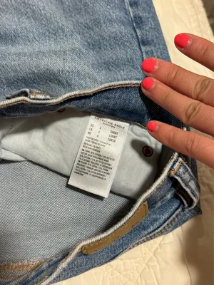 American Eagle Strigid High-Wasted Stovepipe Jeans thumbnail 3