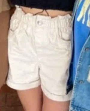 H&M Khaki Shorts thumbnail 2