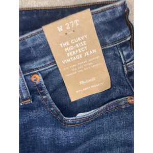Madewell NWT Womens 27T Curvy Perfect Vintage Jeans Mid Rise Blue thumbnail 5