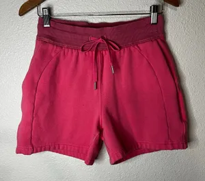 Lululemon Scuba High-Rise Short 5" sakura pink WOMENS 6 thumbnail 1