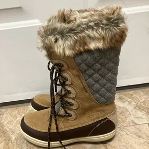 Helly Hansen Women's WP Garibaldi VL Insulated Winter Boots- Khaki-Size: 7.5 thumbnail 3