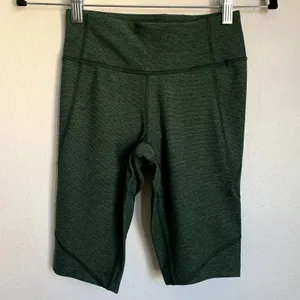 NWT Outdoor Voices‎ Double Time 10" Biker Shorts in Hunter Green thumbnail 2