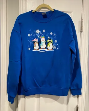 Jerzees Size M Blue Crew Neck Graphic Print Sweatshirt Penguins Snow Ski Winter thumbnail 1