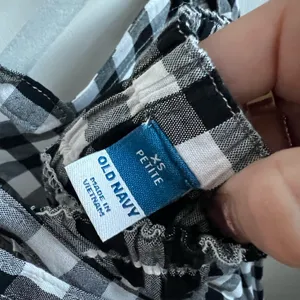 Old Navy Black and White Checkered women’s Dress thumbnail 3