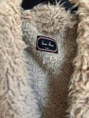 Love Tree Tan and Cream Sherpa Vest thumbnail 2