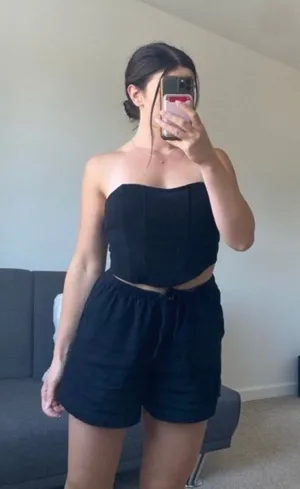 Black corset crop top Size M thumbnail 1