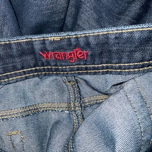 Wrangler Cropped‎ High Waist Jeans Size 16 thumbnail 2