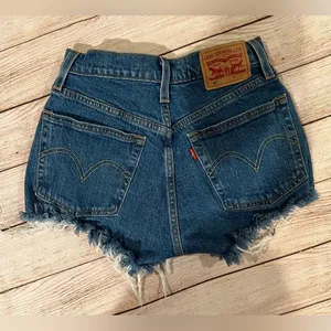 Levis 501 Original Fit Button Fly High Rise Black Cut off Shorts Sz 24 thumbnail 2