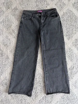 Edikted Low Rise Wide Leg Black Wash Jeans Size M thumbnail 1