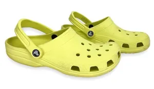 CROCS Classic Clog Pale Banana Yellow Unisex Men's 7 Women's 9 thumbnail 1