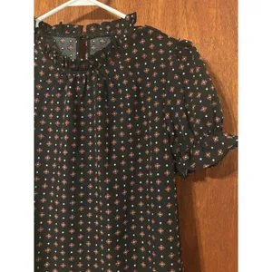 Shirt Size Medium thumbnail 2