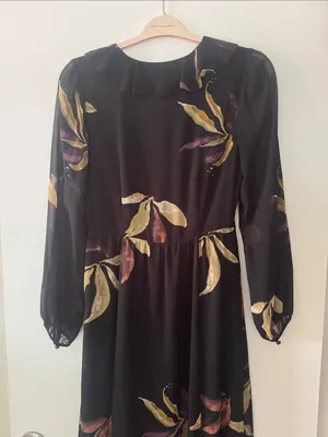 Wilfred Aritzia Floral Ruffle-Trim Long Sleeve Maxi Dress with Slit Front thumbnail 10