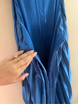 Lulus Aerin Blue Satin Pleated Cutout Midi Dress Size Medium Sleeveless Cocktail thumbnail 10