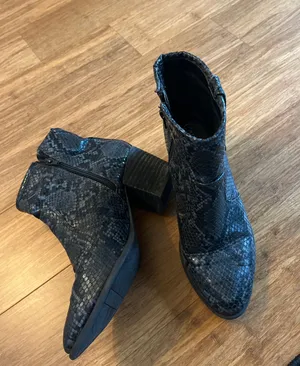 Snakeskin Western Booties Size 7 thumbnail 1