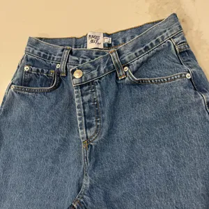 Princess Polly Holly Asymmetrical Straight Leg Denim Jean Womens 2 Mid Wash Blue thumbnail 7