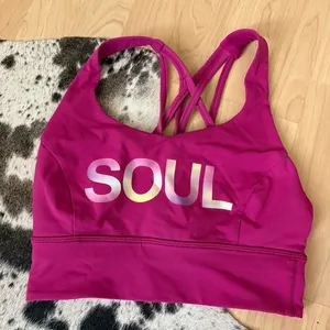 LULULEMON‎ x SOULCYCLE Free to Be Serene Bra Longline In Ripened Raspberry Sz 4 thumbnail 3