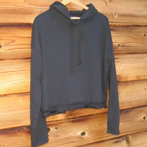 NWT Alala Tropez Black Cropped Hoodie Sweatshirt thumbnail 6