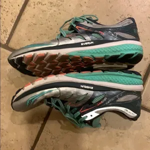 Saucony Everun Isofit 4mm Offset Sneakers thumbnail 5