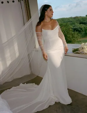 Sarah Seven White Wedding Dress Size 8 thumbnail 1