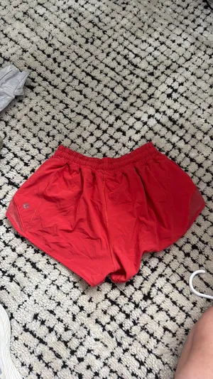 Lululemon Shorts 2.5" thumbnail 3