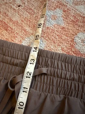 NWT SPANX on the move jogger smoke brown taupe size large activewear travel thumbnail 8