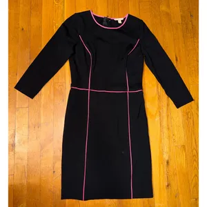 Banana Republic Black Sheath Dress Pink Trim Size 4 Fitted Work L-Sleeve Dress thumbnail 2