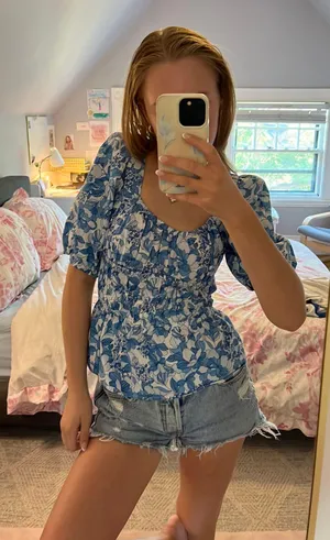 Gap Blouse thumbnail 1