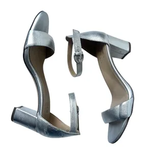 Naturalizer Vera Silver Leather Block Heel Sandals Sz 6 Gala Wedding Guest Comfy thumbnail 5
