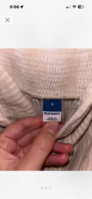 Old Navy Tan and White Romper thumbnail 3