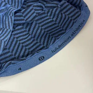 Lululemon Swiftly Tech Racerback Tank Top Blue Chevron Stripe Size 4 Activewear thumbnail 7