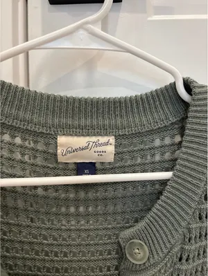 Universal Threads Sweater thumbnail 3