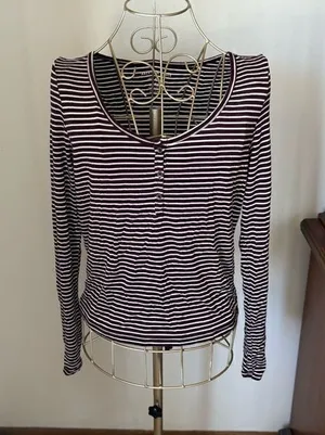 American Eagle Soft & Sexy Maroon Stripe Long Sleeve V Neck Top Medium thumbnail 1