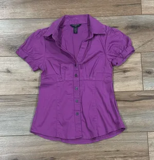 BANANA REPUBLIC Vintage Y2k Plum Purple Button Up Short Sleeve Blouse | Size 0P thumbnail 1