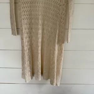 Gypsy Warrior Women’s Small Cream Crochet Hooded Long Line Cardigan thumbnail 6