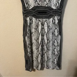 DVF Diane Von Furstenberg Embroidered Snake Print Fitted Dress thumbnail 9