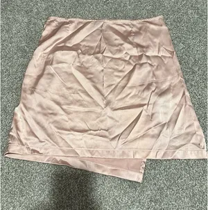 Pink skirt thumbnail 4