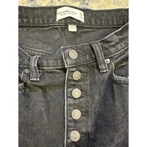 Abercrombie and Fitch High-rise Mom Jean Shorts Black Denim Curve Love Size 27/4 thumbnail 4