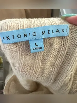 Antonio Melani 100%‎ Cashmere Sweater Beige Crew Neck Size Large thumbnail 7
