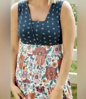 Matilda Jane sz small womens wide strap tank blue top with floral design bottom thumbnail 3