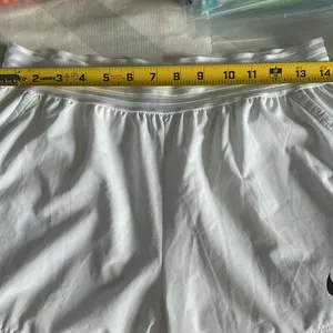 Nike White Athletic Shorts Moisture-Wicking Elastic Waistband thumbnail 9