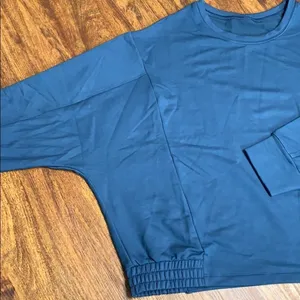 NWOT Fabletics Julie Dolman Sleeve Crew Sweatshirt thumbnail 4