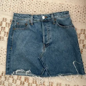 Re/done 90s Denim Vintage Mini Skirt size 25 thumbnail 1