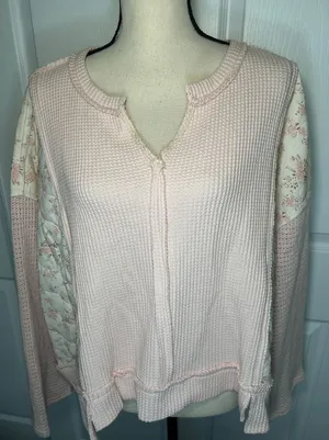 POL‎ Waffle Knit Floral Mixed Media Quilted Boho Split Neck Top Women's Large thumbnail 1