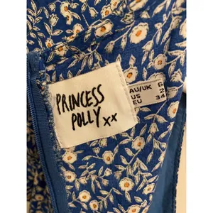 Princess Polly Women Blue Floral Short Sleeve V-Neck The Sting Mini Dress Size 2 thumbnail 6