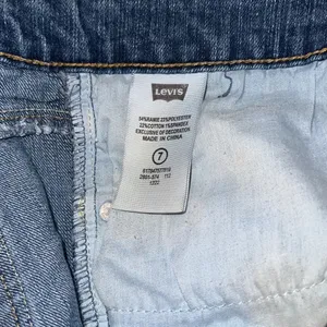 Levi's Cutoff Denim Shorts thumbnail 3